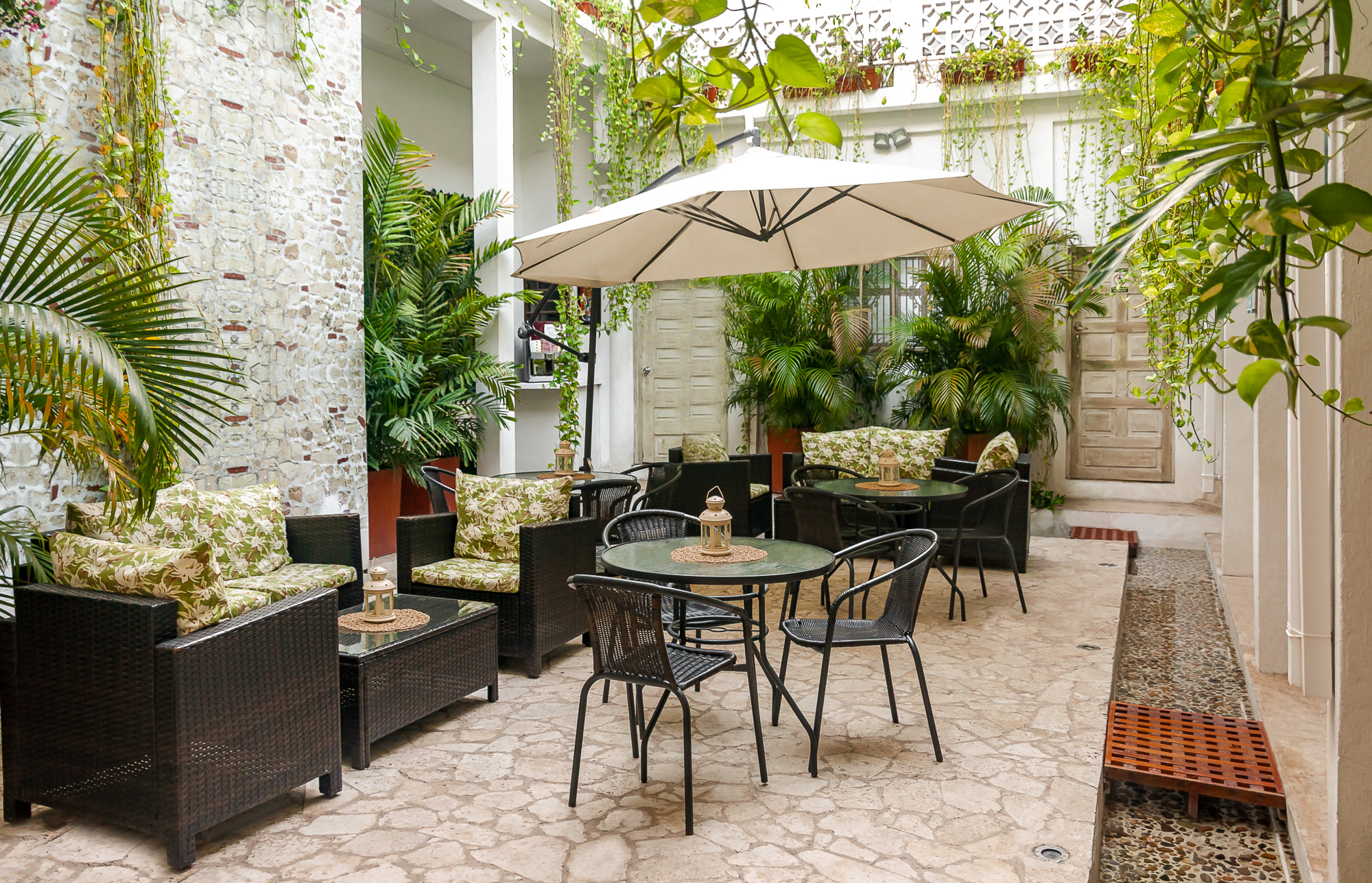 Hotel photography for hospitality marketing and brand positioning